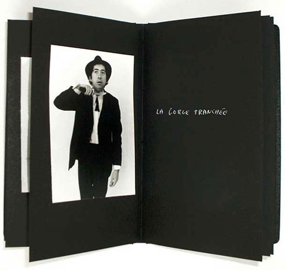 Artist's book by Boltanski Christian - Les morts pour Rire